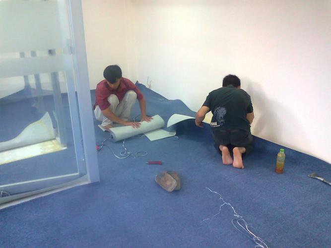 Nên chuẩn bị những gì để thi công thảm trải sàn Nên chuẩn bị những gì để thi công thảm trải sàn