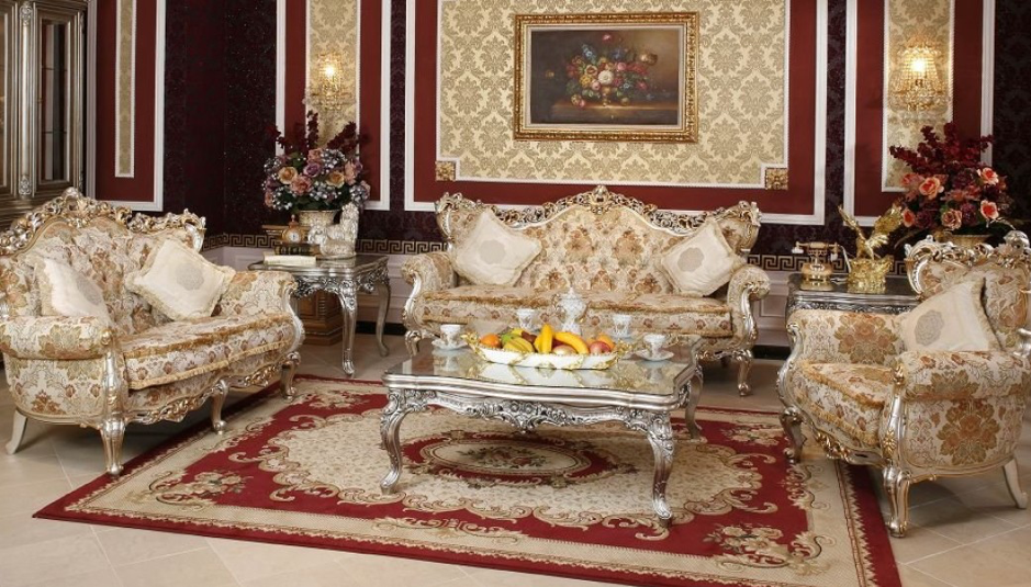 Thảm trang trí nổi bật với tông màu đỏ, vàng ấm áp