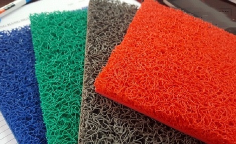 thảm nhựa rối surem